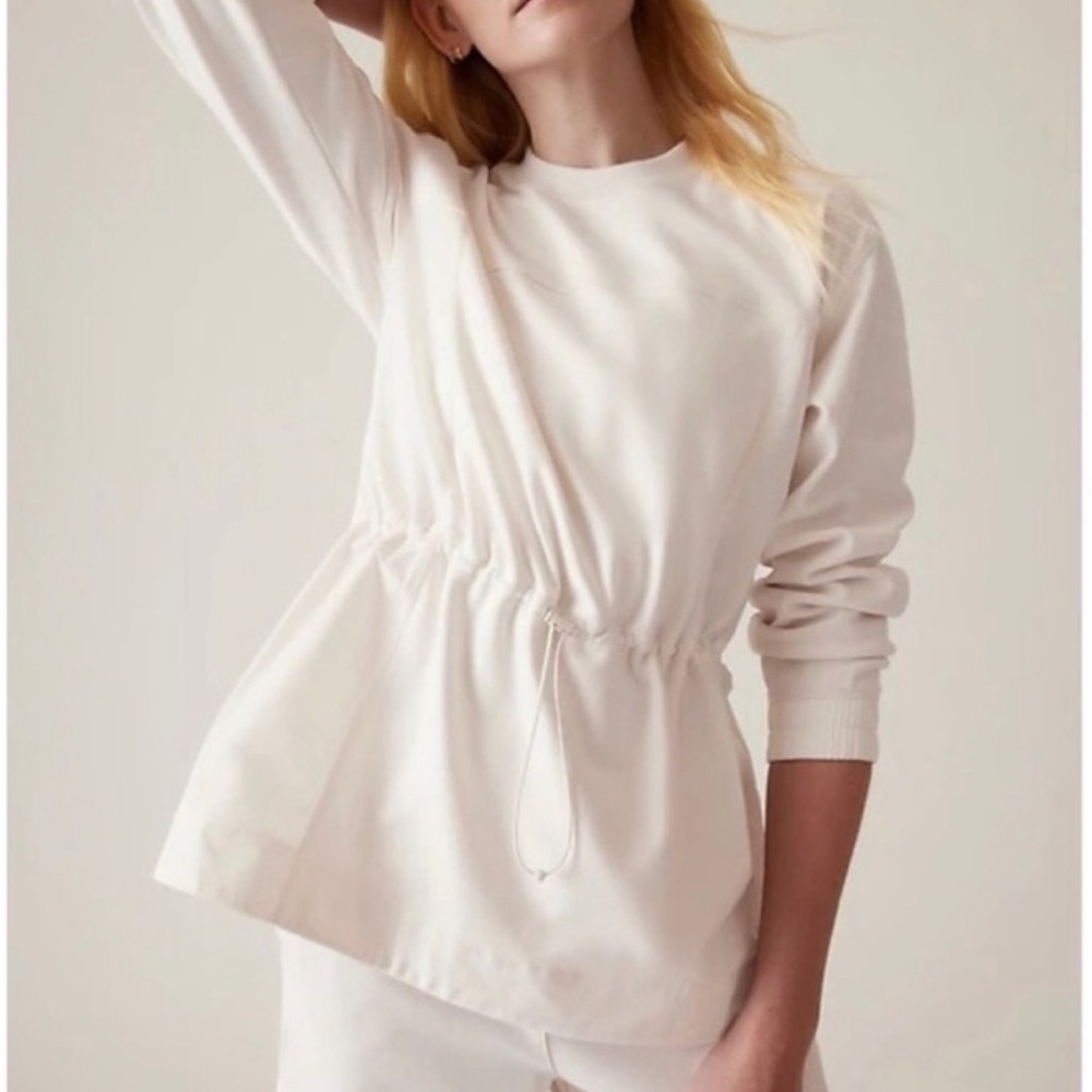 ATHLETA Triumph Hybrid Crewneck Size L‎ Cream Relaxed Fit drawstring Waist